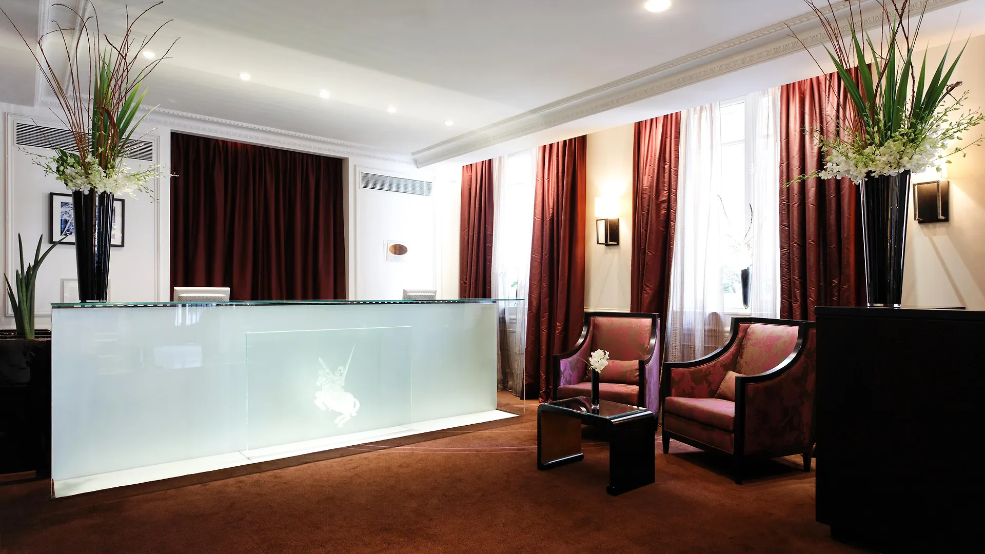 La Tremoille Paris Hotel
