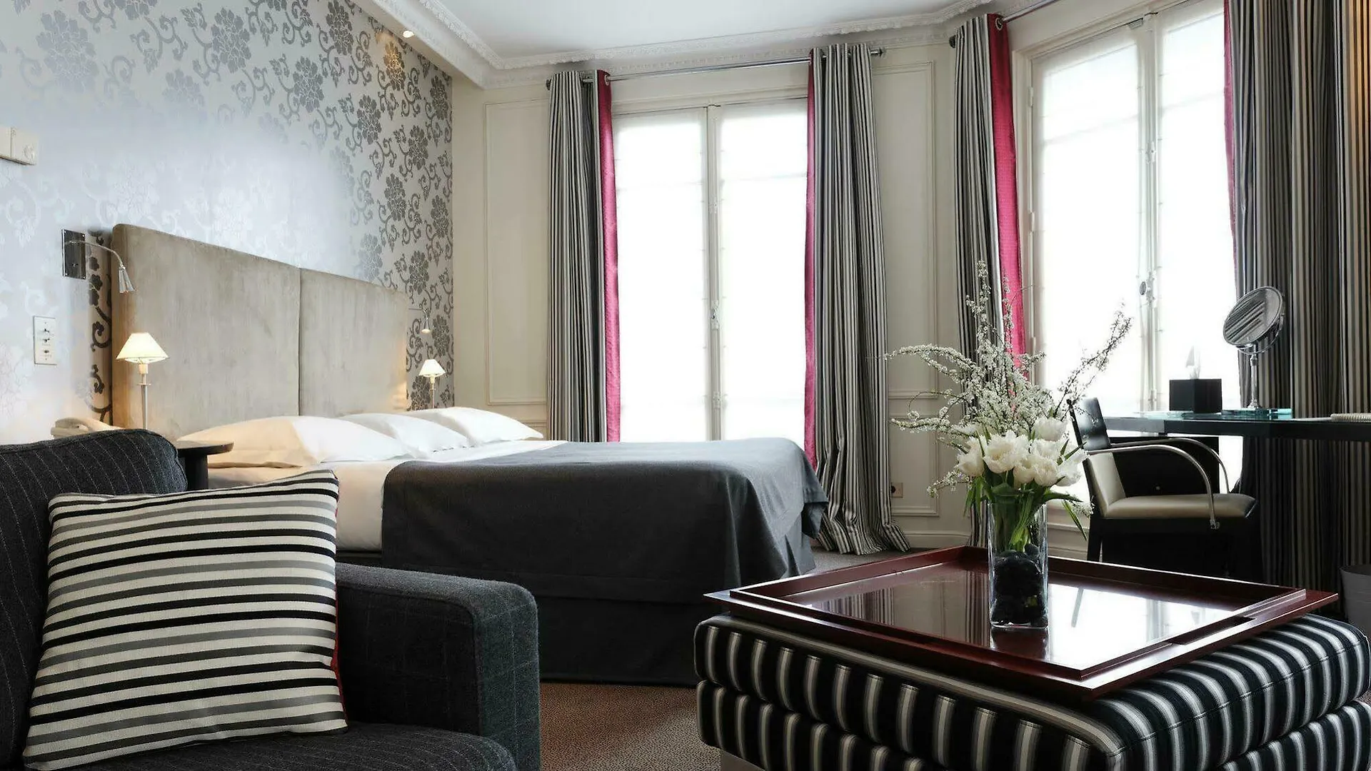 Hotel La Tremoille Paříž